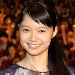 モデルプレス - 宮崎あおい、「出会ってきた人にまた出会いたい」意味深発言で遠い目