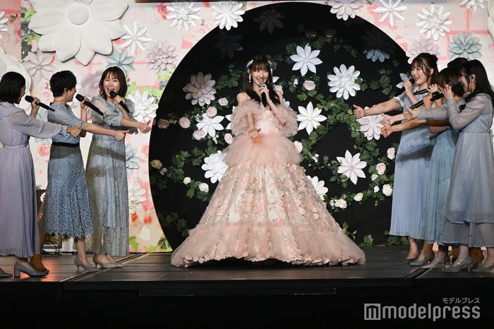 初代チームBが再集結(C)モデルプレス