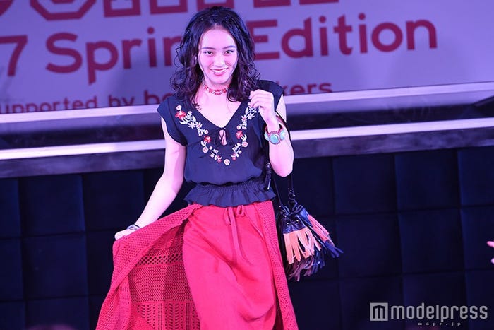 岡田結実 (C)モデルプレス