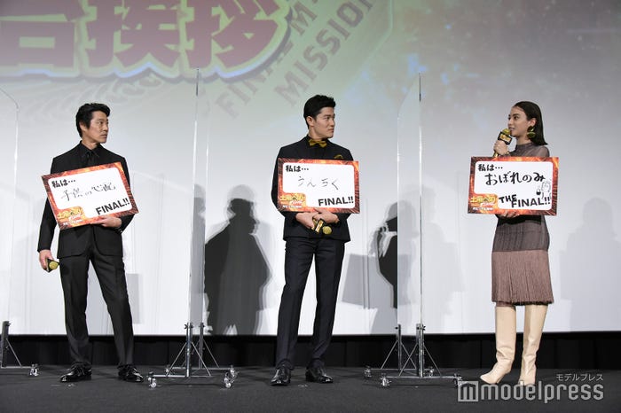 堤真一、鈴木亮平、滝沢カレン(C)モデルプレス