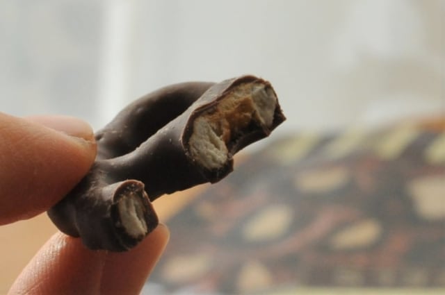 カルディの「ザ・プレッツェル」断面