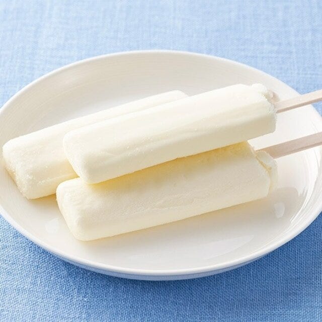 シャトレーゼ 八ヶ岳南牧村契約牧場しぼりたて牛乳バー シャトレーゼ 八ヶ岳南牧村契約牧場しぼりたて牛乳バー