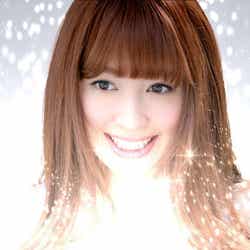 小嶋陽菜/「PEACH JOHN」の新商品「ドリームブラ」ショートムービーより