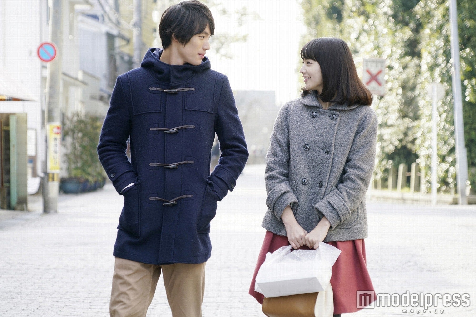 福士蒼汰、小松菜奈（C）2016「ぼくは明日、昨日のきみとデートする」製作委員会