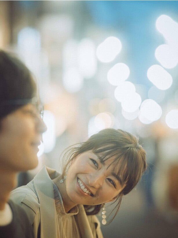 岡崎紗絵 有名脚本家が描き下ろしたフォトラブストーリーに 夜の公園や歩道橋のシーンは特にドキドキ モデルプレス 岡崎紗絵 有名脚本家が描き下ろしたフォトラブストーリーに 夜の公園や歩道橋のシーンは特にドキドキ モデルプレス