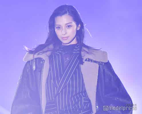 中条あやみ「TGC北九州」2年連続トップバッターで開幕 4年ぶり声出し解禁で観客沸く<TGC 北九州 2023>