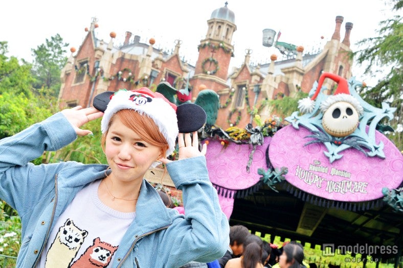 「ホーンテッドマンション“ホリデーナイトメアー”」（13年9月9日～14年1月5日）／モデル：河西里音