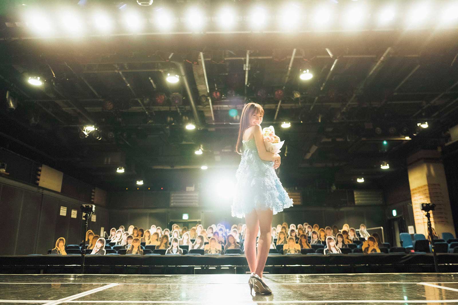 山本彩加「NMB48 山本彩加　卒業メモリアルブック　最後の一色」未公開カット（提供写真）