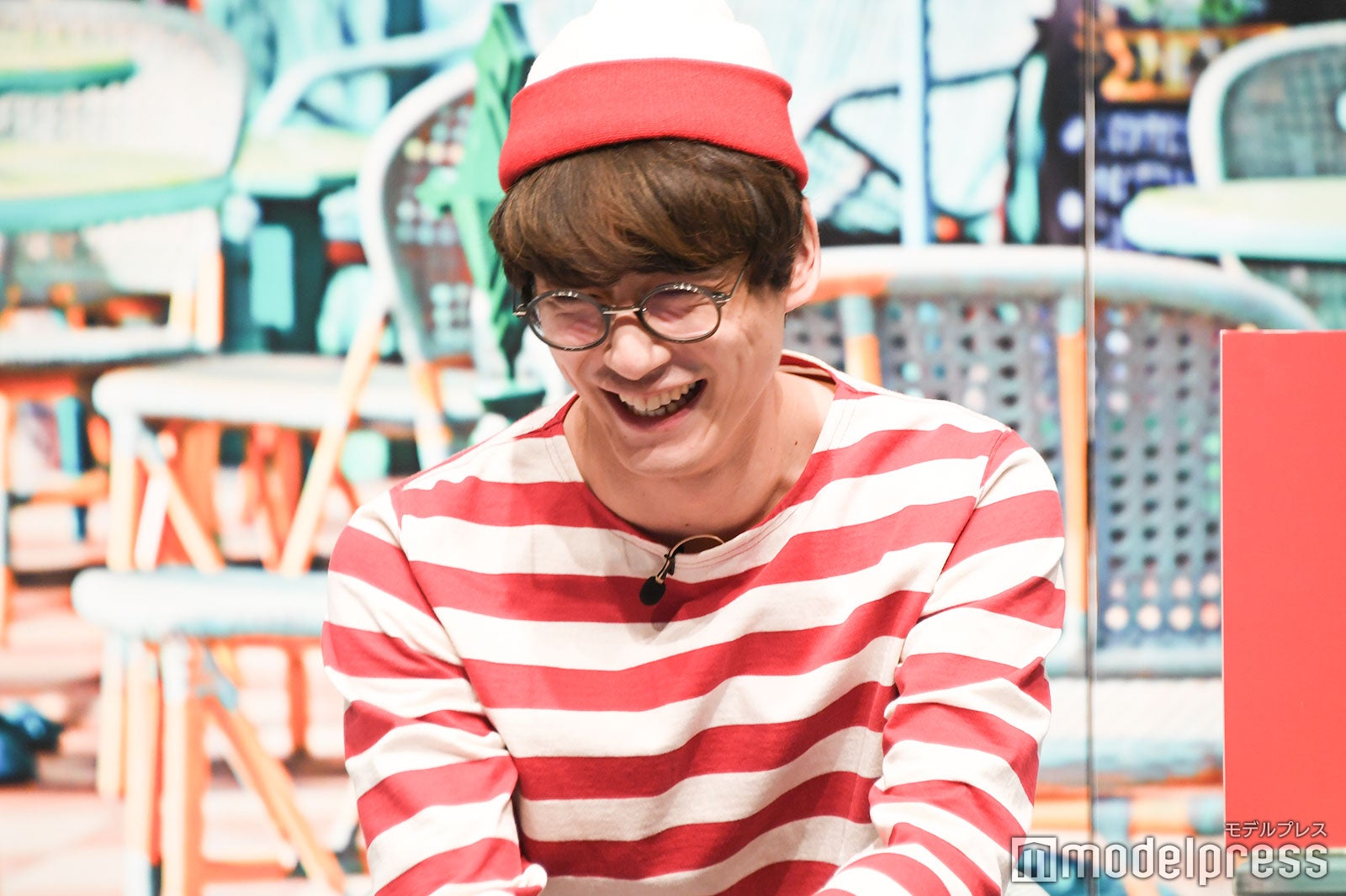 照れ笑いする坂口健太郎（C）モデルプレス
