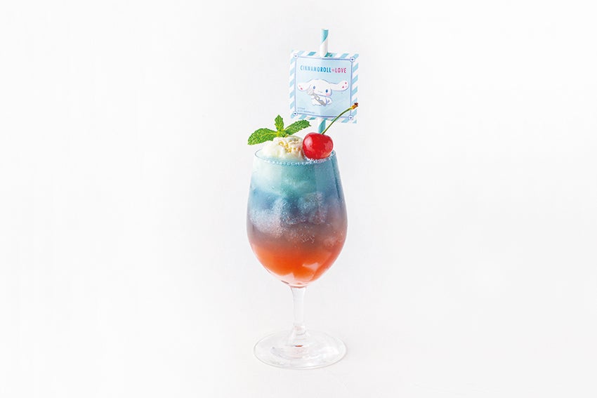 トロピカルソーダアイス添え800円（税込）（提供画像）