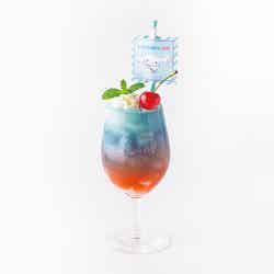 トロピカルソーダアイス添え800円(税込)(提供画像)