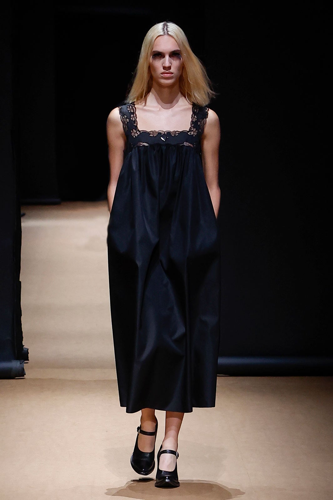 「TOUCH OF CRUDE」より（提供写真）