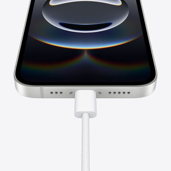 「iPhone 16e」／Appleより