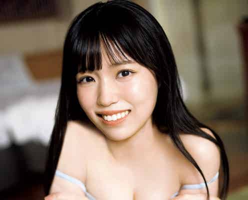 STU48岩田陽菜、美谷間に釘付け 初写真集の先行カット解禁<選べないクレヨン>