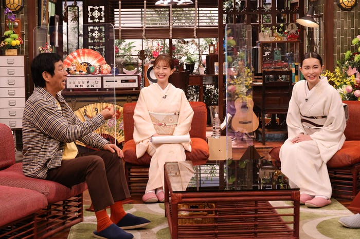 明石家さんま、田中みな実、長谷川京子 (C)カンテレ・フジテレビ