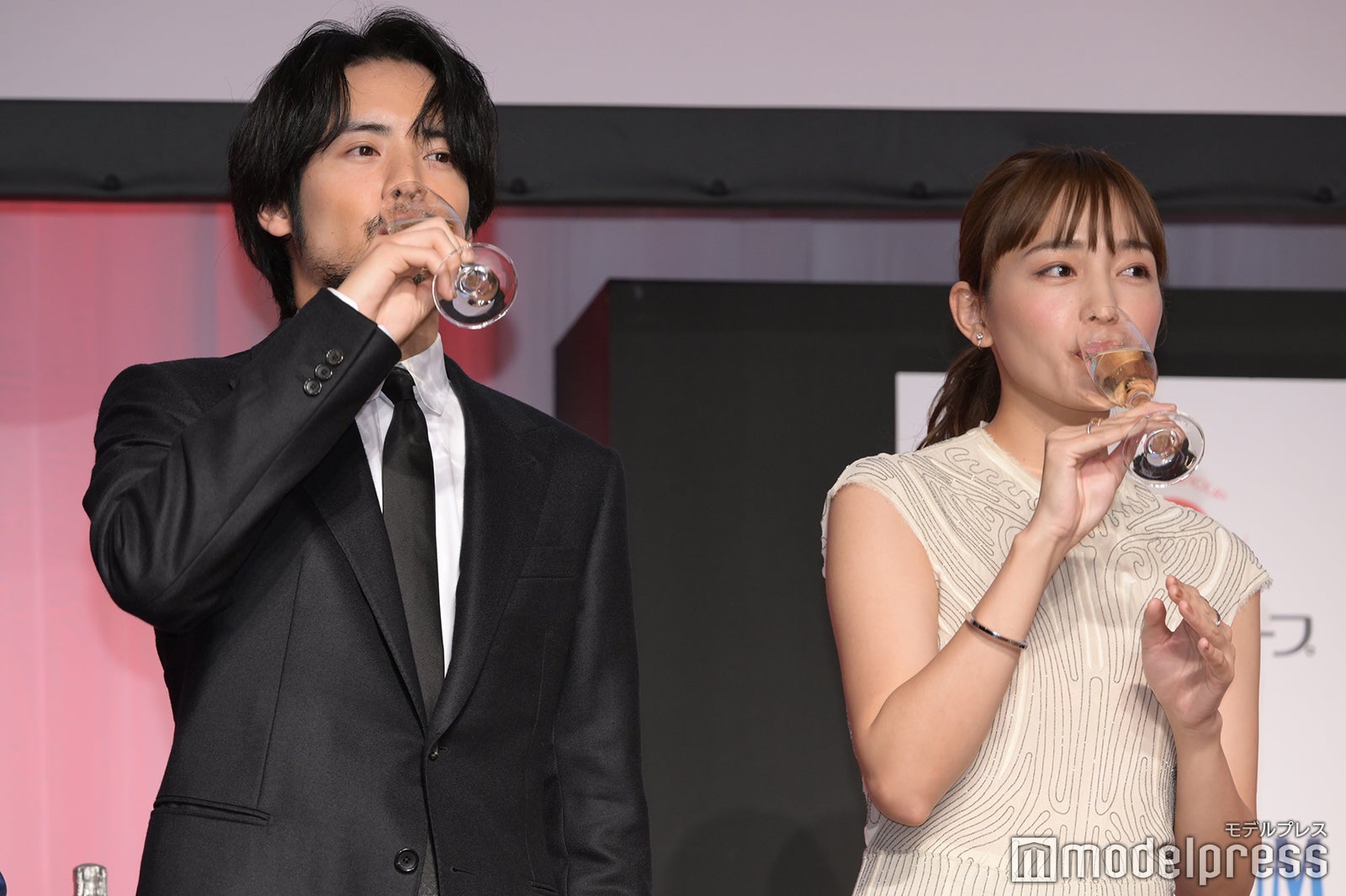 赤楚衛二、川口春奈 （C）モデルプレス