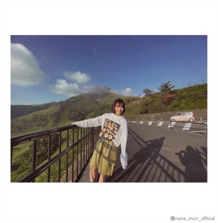 森七菜、帰省ショットにファン悶絶「にやける」「天使」 ハイトーンヘアから再び暗髪イメチェンも話題