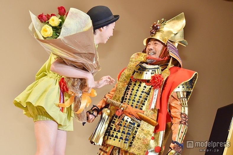 二階堂ふみ、竹中直人の“乱入”にビックリ＆笑顔