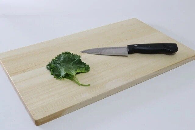 ダイソーの桐まな板のサイズ