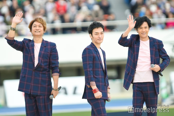 香取慎吾、草なぎ剛、稲垣吾郎（C）モデルプレス