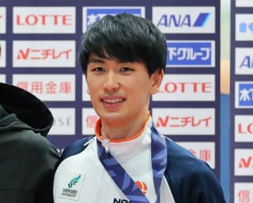 五輪初出場の倉坪克拓は34秒85 スピードスケート500m