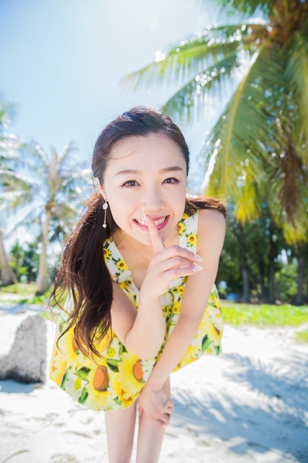 石田安奈　水着 