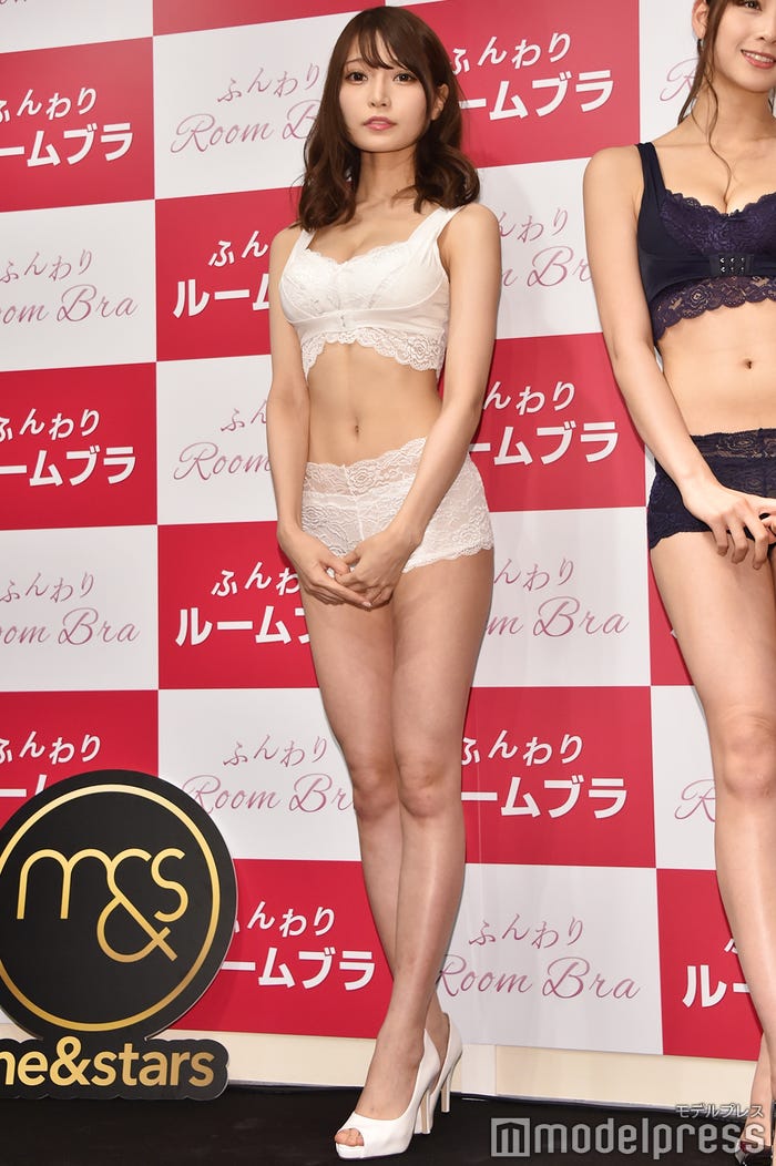 似鳥沙也加 (C)モデルプレス