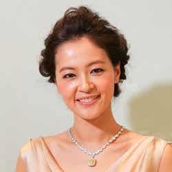 3億4000万円のイエローダイヤモンドを身に付けた黒谷友香