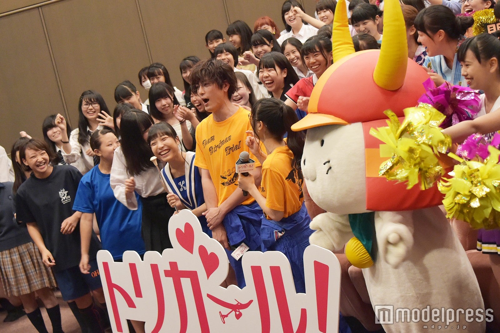 間宮祥太朗の全力「トリガーーール！」にざわつく会場（C）モデルプレス