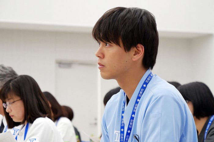 竹内涼真/「ブラックペアン」第4話より(C)TBS