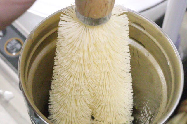 ダイソー 木柄PPたわし ダイソーの木柄PPたわし