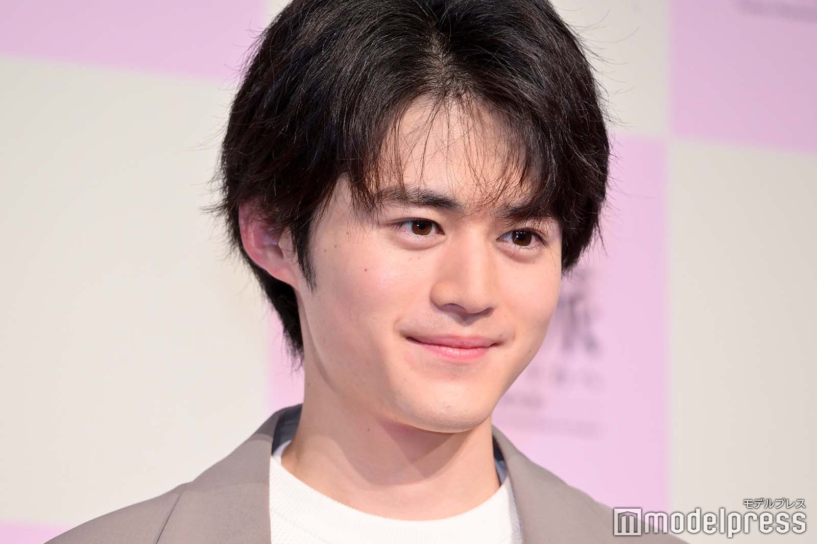 鈴鹿央士（C）モデルプレス