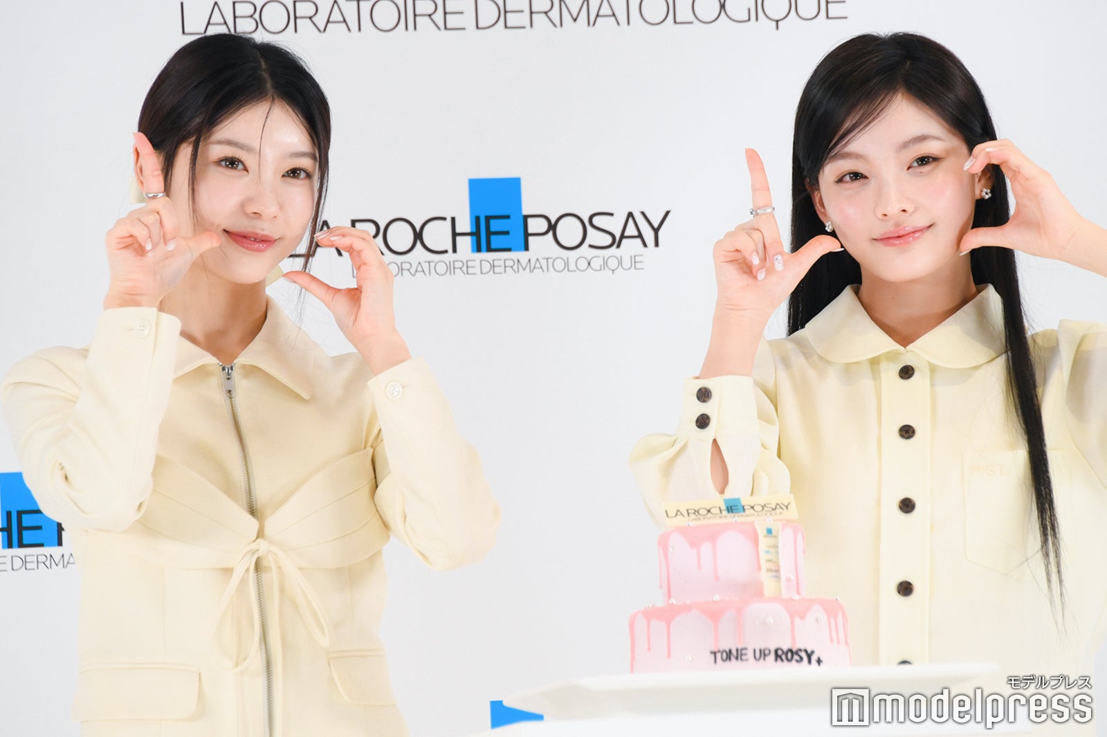 ILLIT／モカ、イロハ（C）モデルプレス