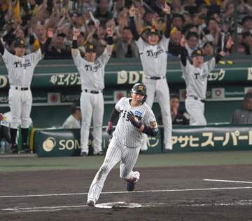 阪神・大山 佐藤輝に続いた2者連弾 12戦ぶり12号「すごい良い打ち方ができました」