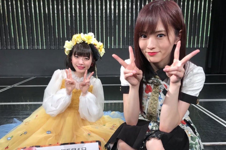 NMB48山本彩、卒業の市川美織へメッセージ　2ショットにファン涙