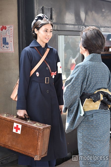 松嶋菜々子（左）（C）TBS