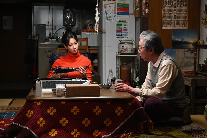 菜々緒、古田新太/「忍者に結婚は難しい」第9話(C)フジテレビ