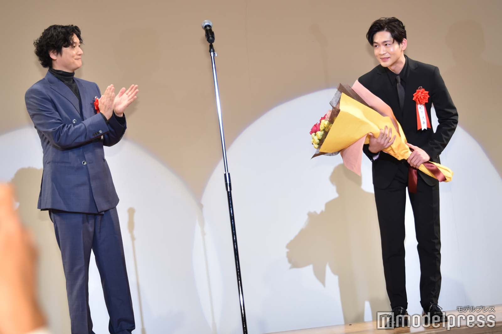 井浦新、松下洸平 （C）モデルプレス