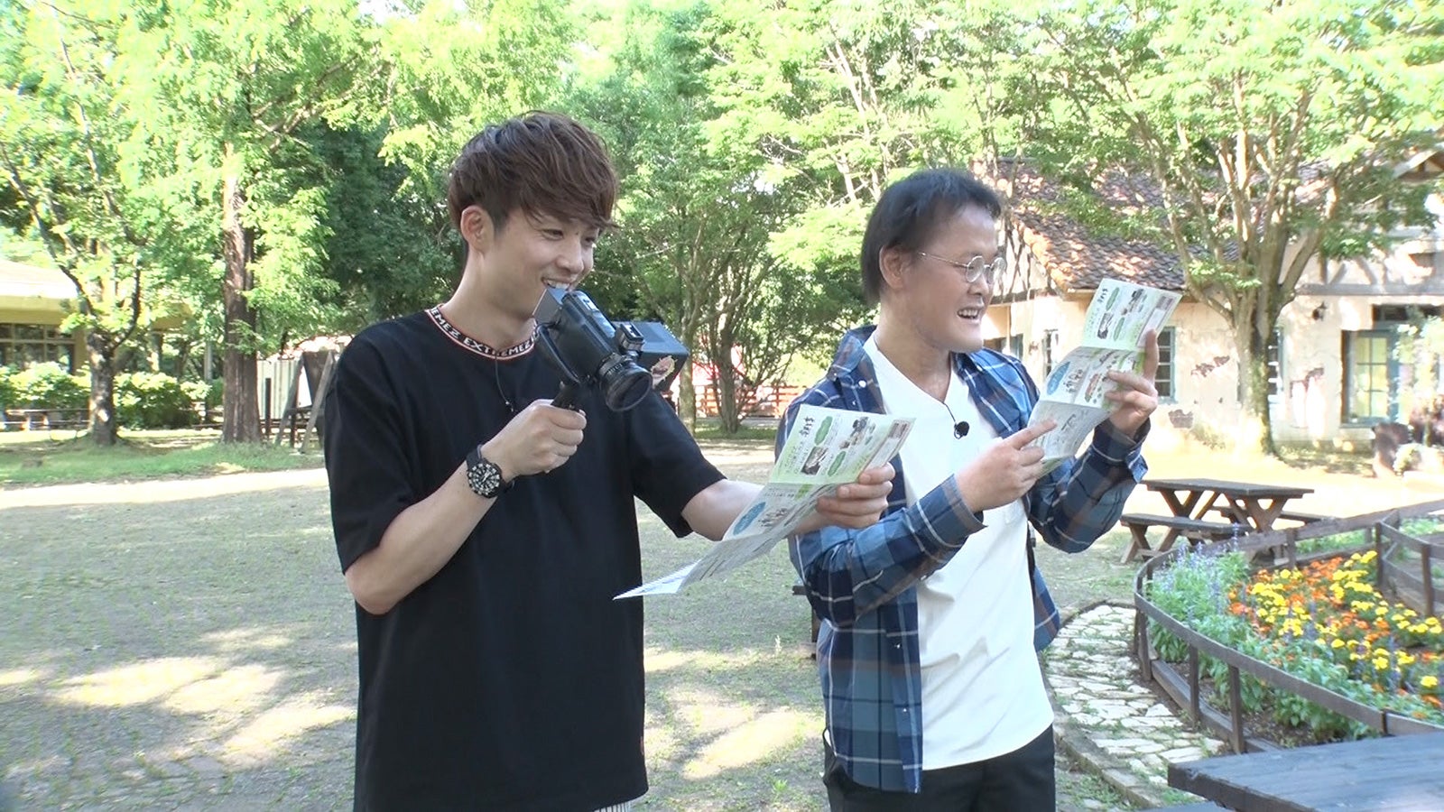 河井ゆずる、稲田直樹／アインシュタイン（C）日本テレビ