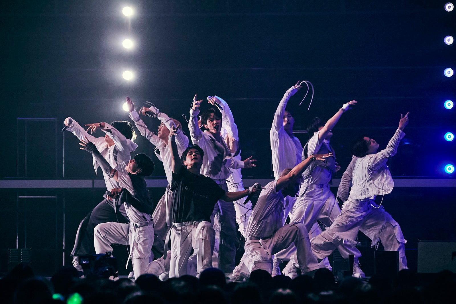 JO1（C）LAPONE Entertainment