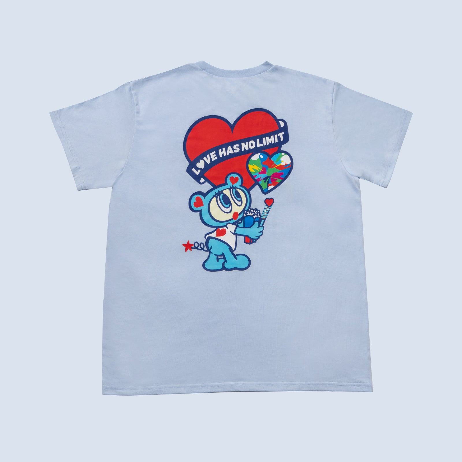 ビッグTシャツ／画像提供：ユー・エス・ジェイ