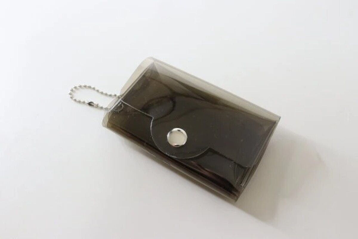 ダイソー　PVCコインケース付3つ折財布