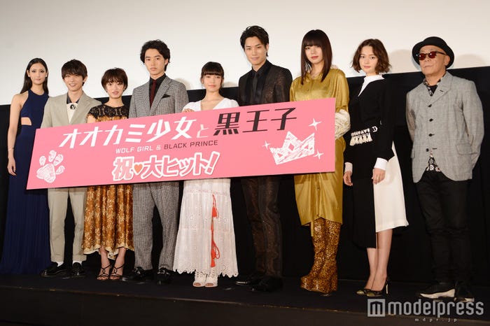 (左から)菜々緒、吉沢亮、門脇麦、山崎賢人、二階堂ふみ、鈴木伸之、池田エライザ、玉城ティナ、廣木隆一監督(C)モデルプレス