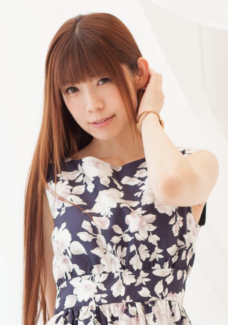 えなこが躍進した理由 雑誌表紙席巻 交際公表の舞台裏 躍進続く新鋭事務所 Ppe 社長 よきゅーんが語る インタビュー前編 モデルプレス えなこが躍進した理由 雑誌表紙席巻 交際公表の舞台裏 躍進続く新鋭事務所 Ppe 社長 よきゅーんが語る インタビュー前編 モデルプレス