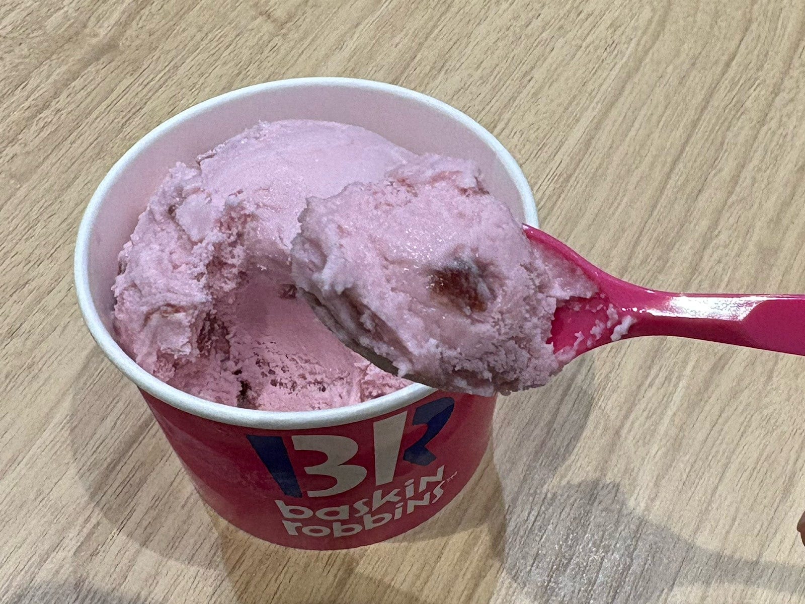 チェリーのスッキリしつつもジューシーなおいしさは絶品！ これは人気になるわけです 