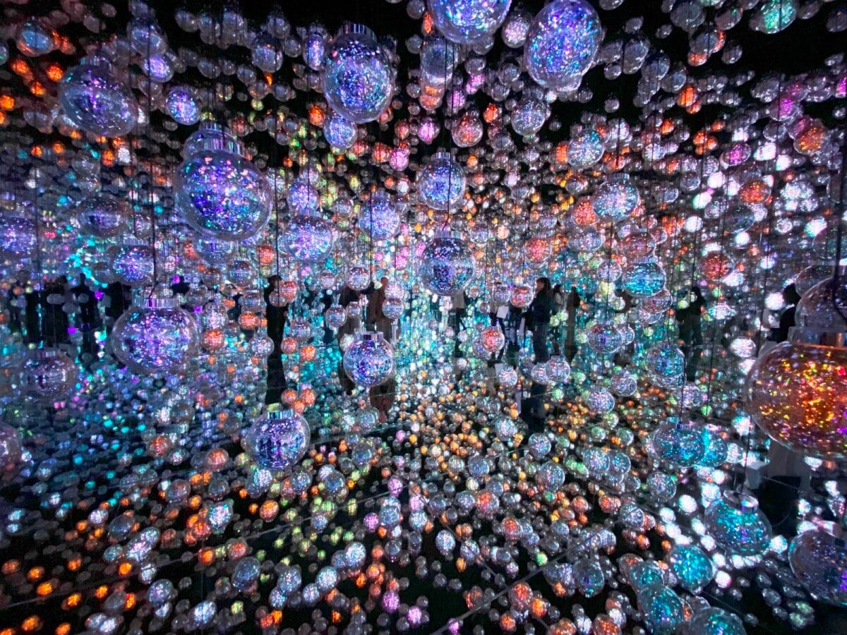 「森ビル デジタルアート ミュージアム：エプソン チームラボボーダレス」。一部作品が公開されましたが、お台場時代よりもさらにパワーアップ！