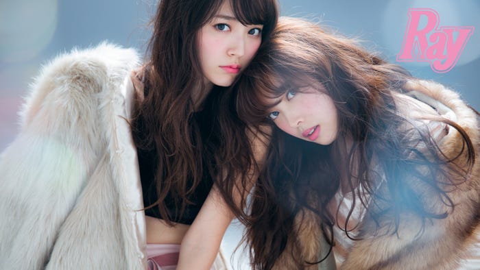 (左から)鈴木愛理、中島早貴(画像提供:主婦の友社)