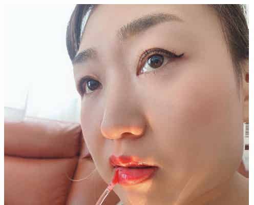 南キャンしずちゃん、妖艶“水原希子風”メイクに反響「綺麗」「どこのモデルかと思った」 相方・山里亮太は「危険な空気」