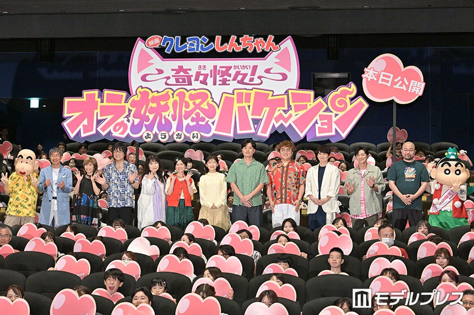 （左から）銀の介、チョー、こおろぎさとみ、森川智之、ならはしみき、小林由美子、伊藤沙莉、阪本、中谷、梶裕貴、下野紘、渡辺正樹監督、しんのすけ（C）モデルプレス