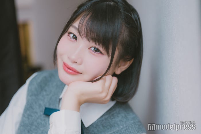 モデルプレスのインタビューに応じた佐藤やよさん(C)モデルプレス